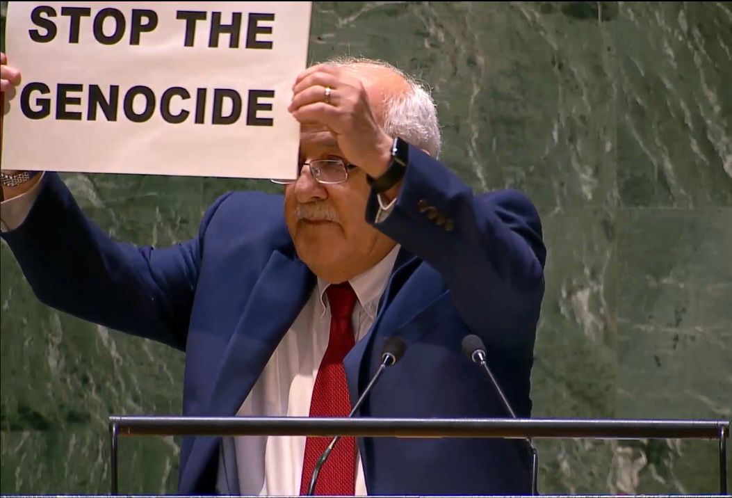 المندوب الدائم لدولة فلسطين لدى الأمم المتحدة السفير رياض منصور في كلمته خلال الجلسة